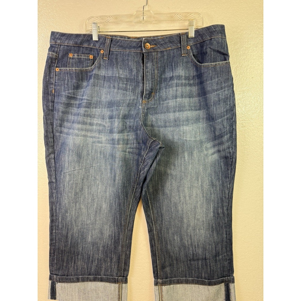 Merona Womens Crop Denim Capri Jeans 20W Blue Dark Wash Rolled Cuff Distressed - Picture 5 of 8